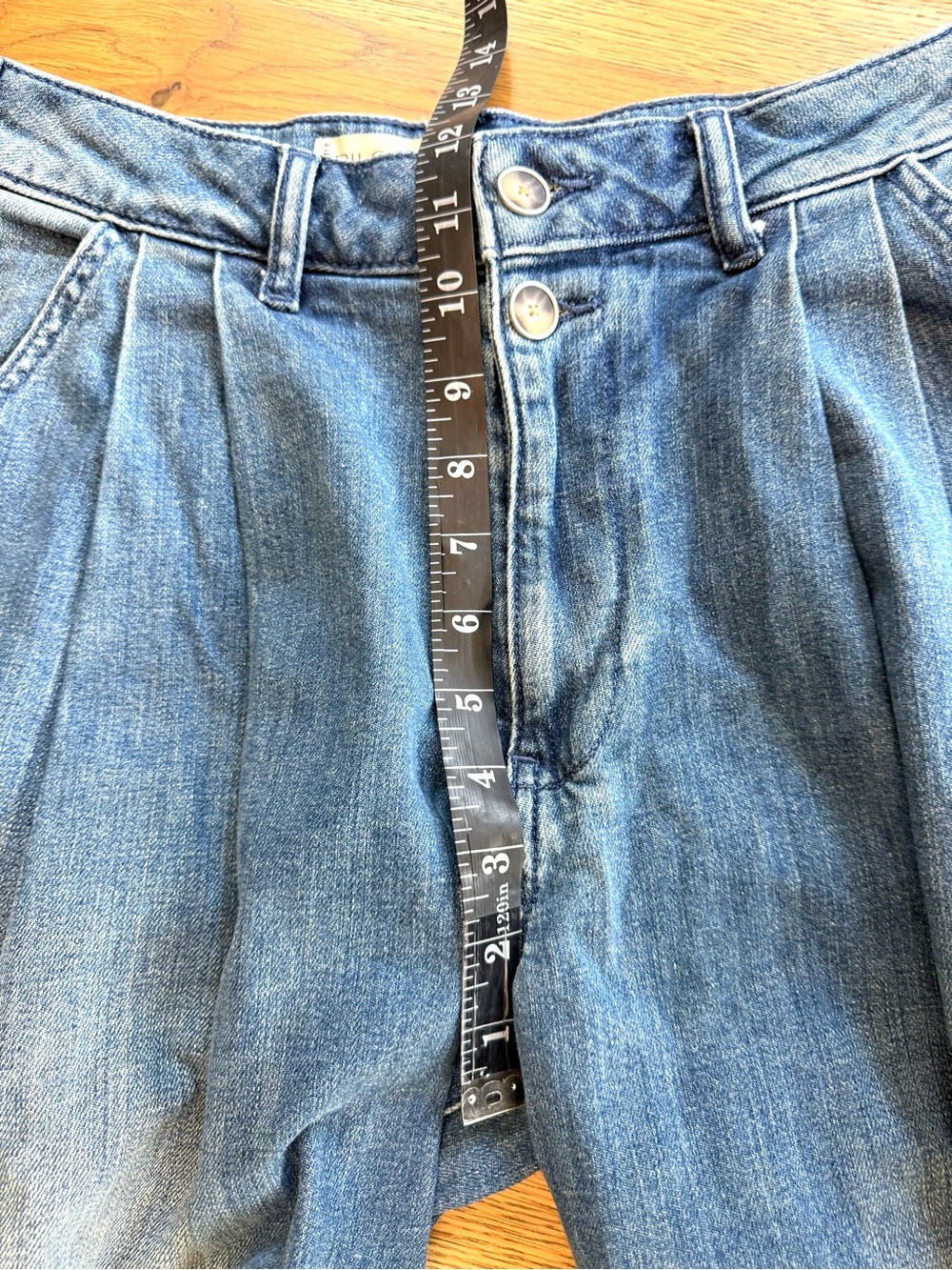 Pilcro Anthropologie High Rise Balloon Leg Pleated Denim medium wash - Picture 4 of 14
